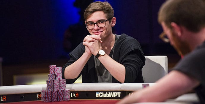 Fedor Holz playing poker